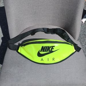 Nike Air Heritage Green Plastic Fanny Pack